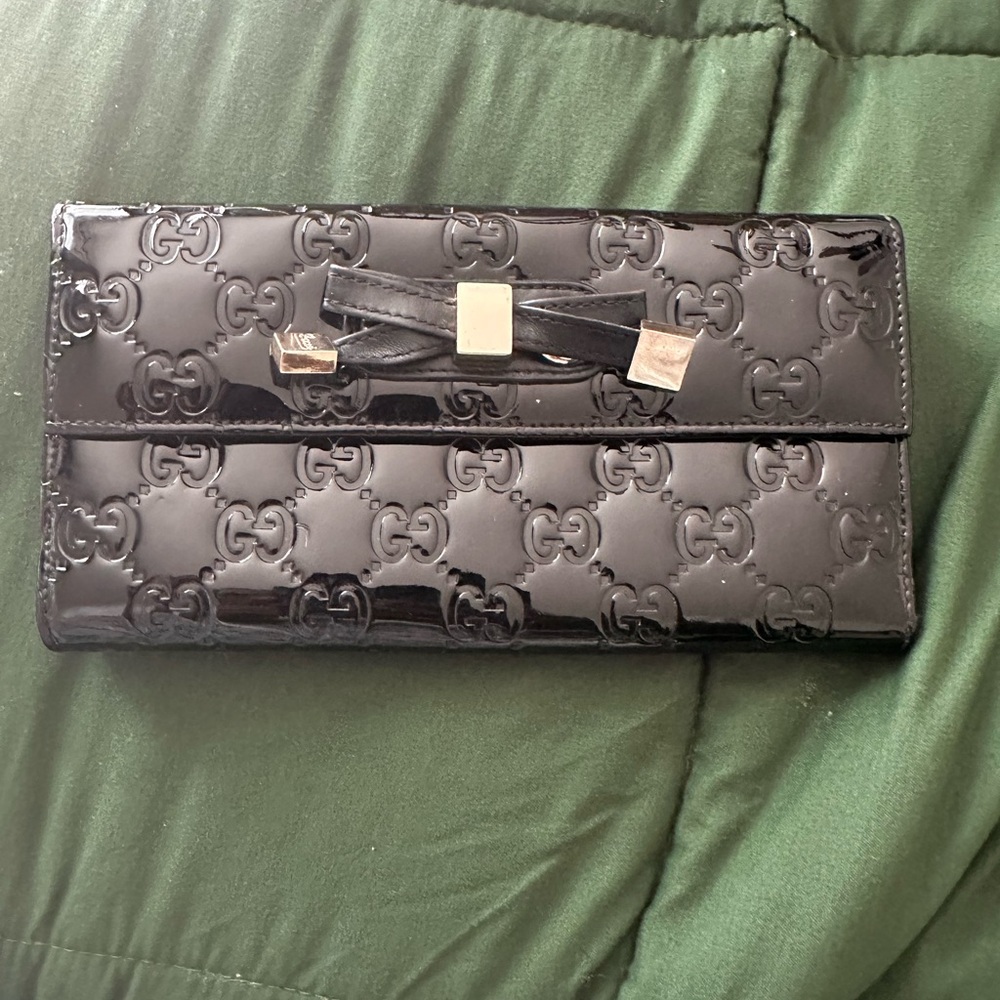 Gucci Black Patent Leather Wallet